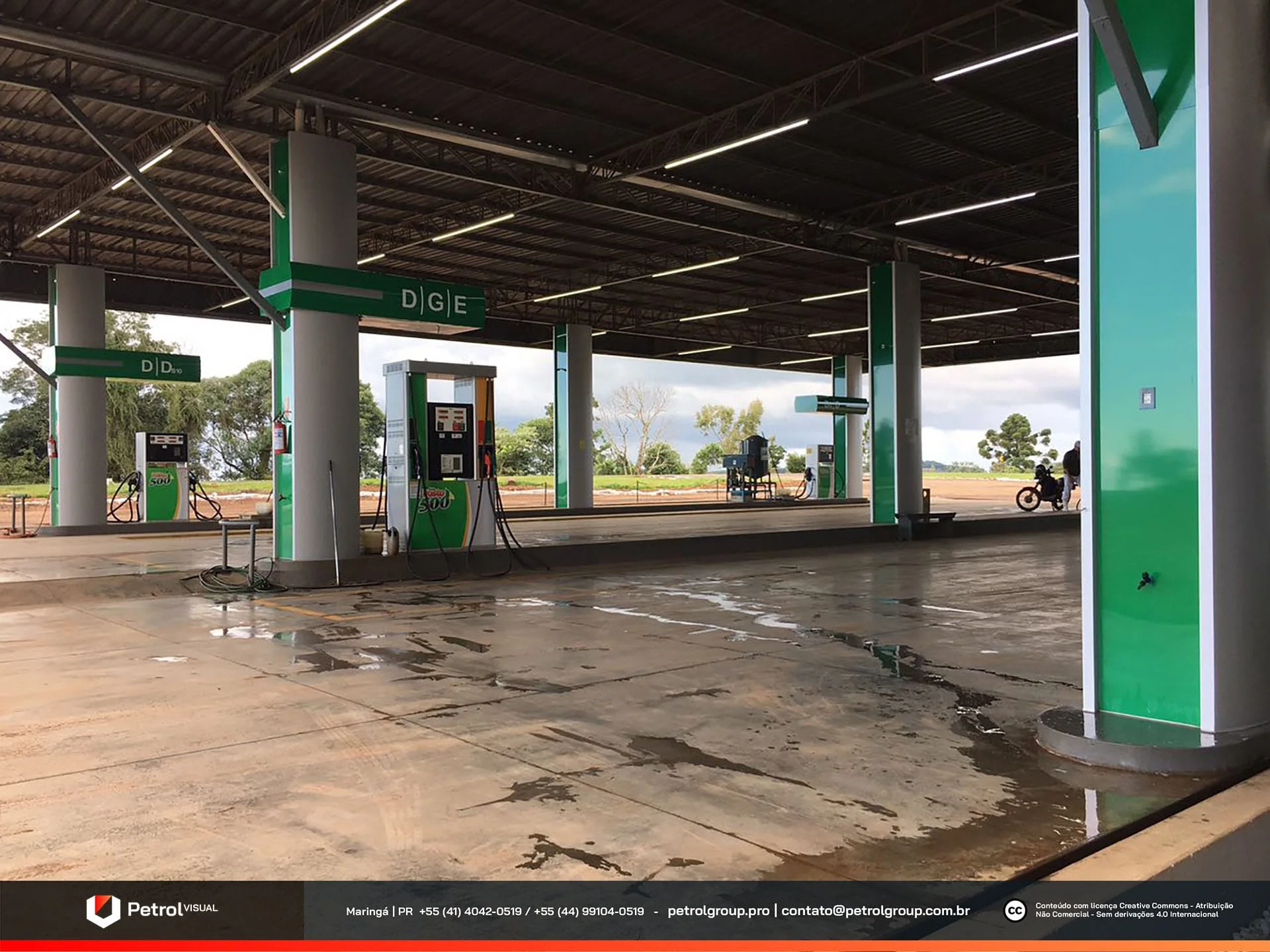 fuel station 500 column cladding Guaraniacu