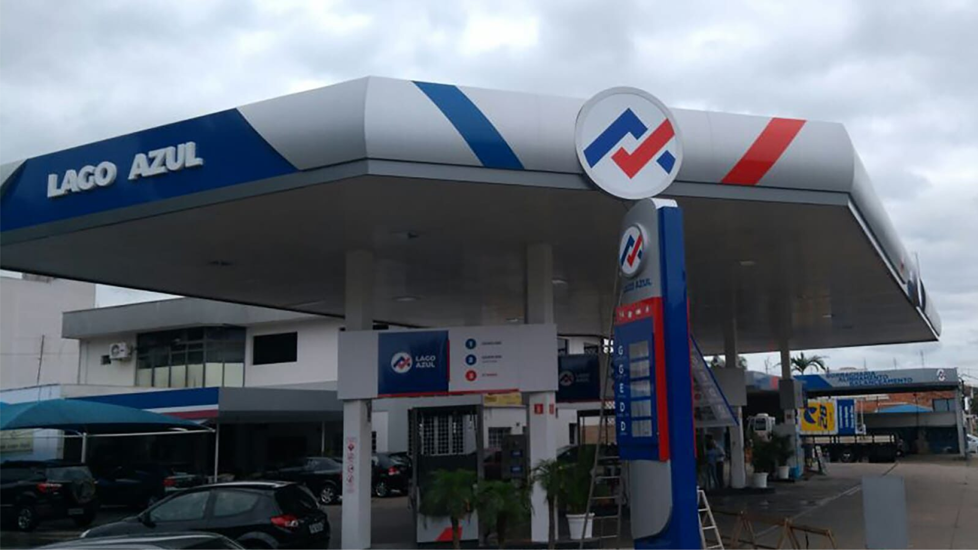 gas station canopy fascia