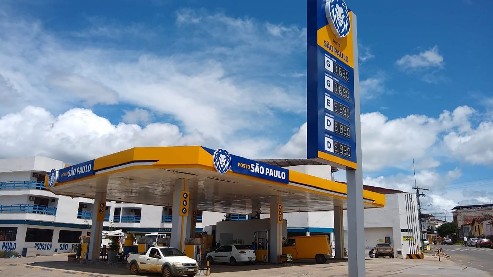 Gas station image and canopy fascia