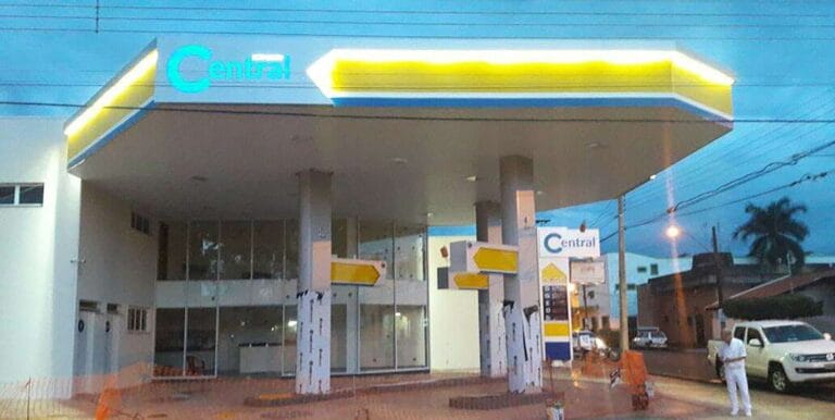 reforma e comunicacao visual Posto Central, posto de gasolina em Batayporã MS