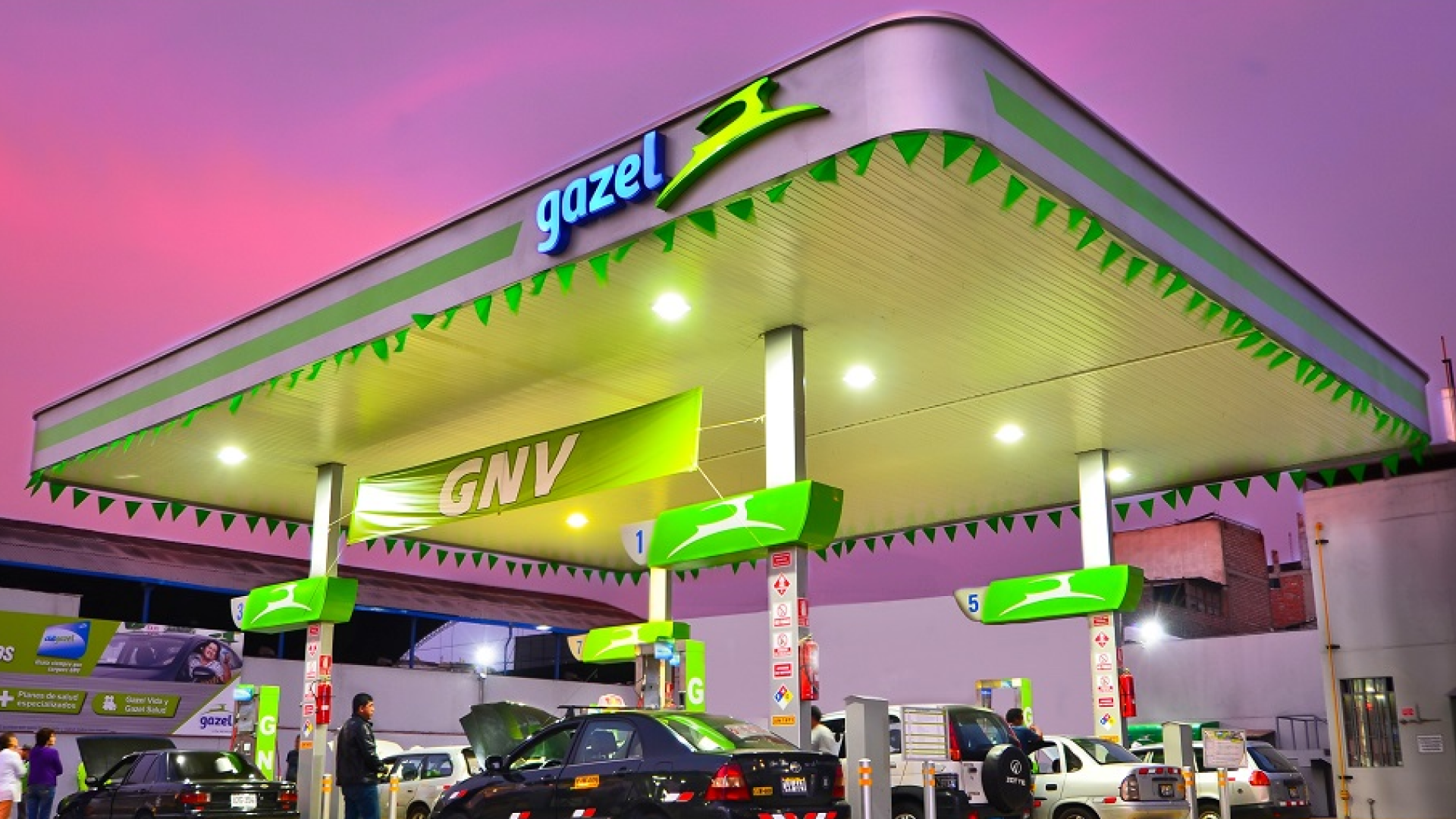 Fachadas para postos de gasolina